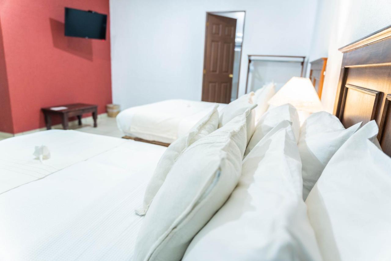 Casa Graciela Hotel Pátzcuaro المظهر الخارجي الصورة