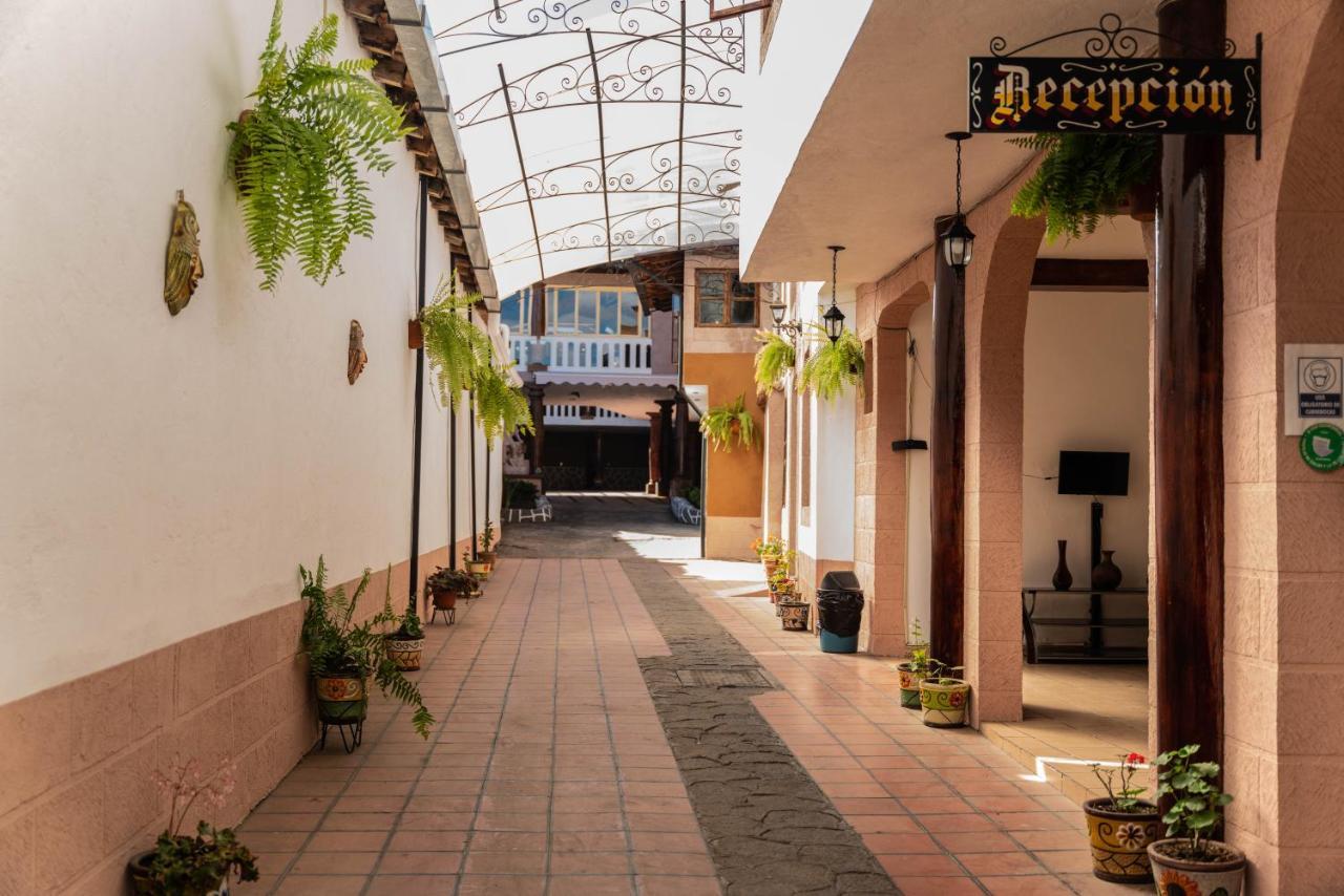Casa Graciela Hotel Pátzcuaro المظهر الخارجي الصورة