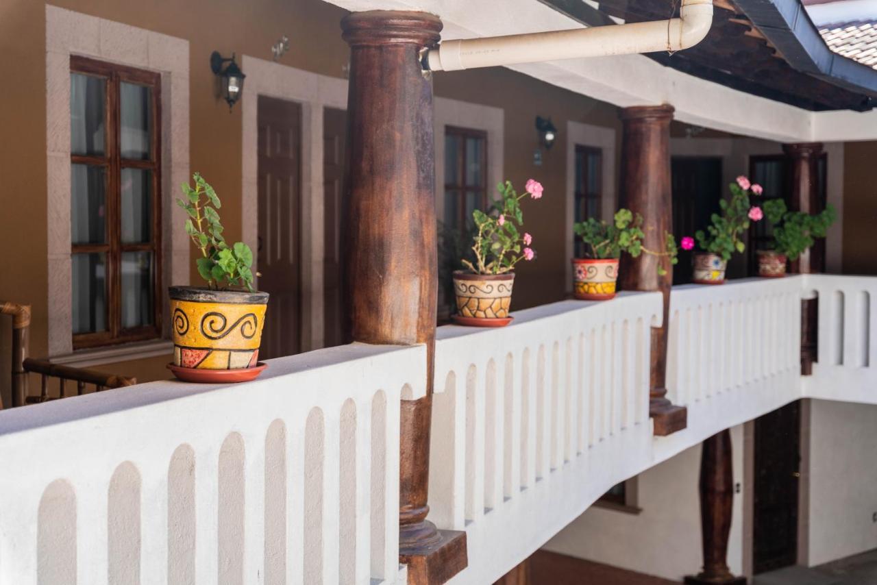 Casa Graciela Hotel Pátzcuaro المظهر الخارجي الصورة